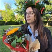 Ho una certificazione in inglese livello C2 e impartisco lezioni di inglese per elementari, medie e superiori